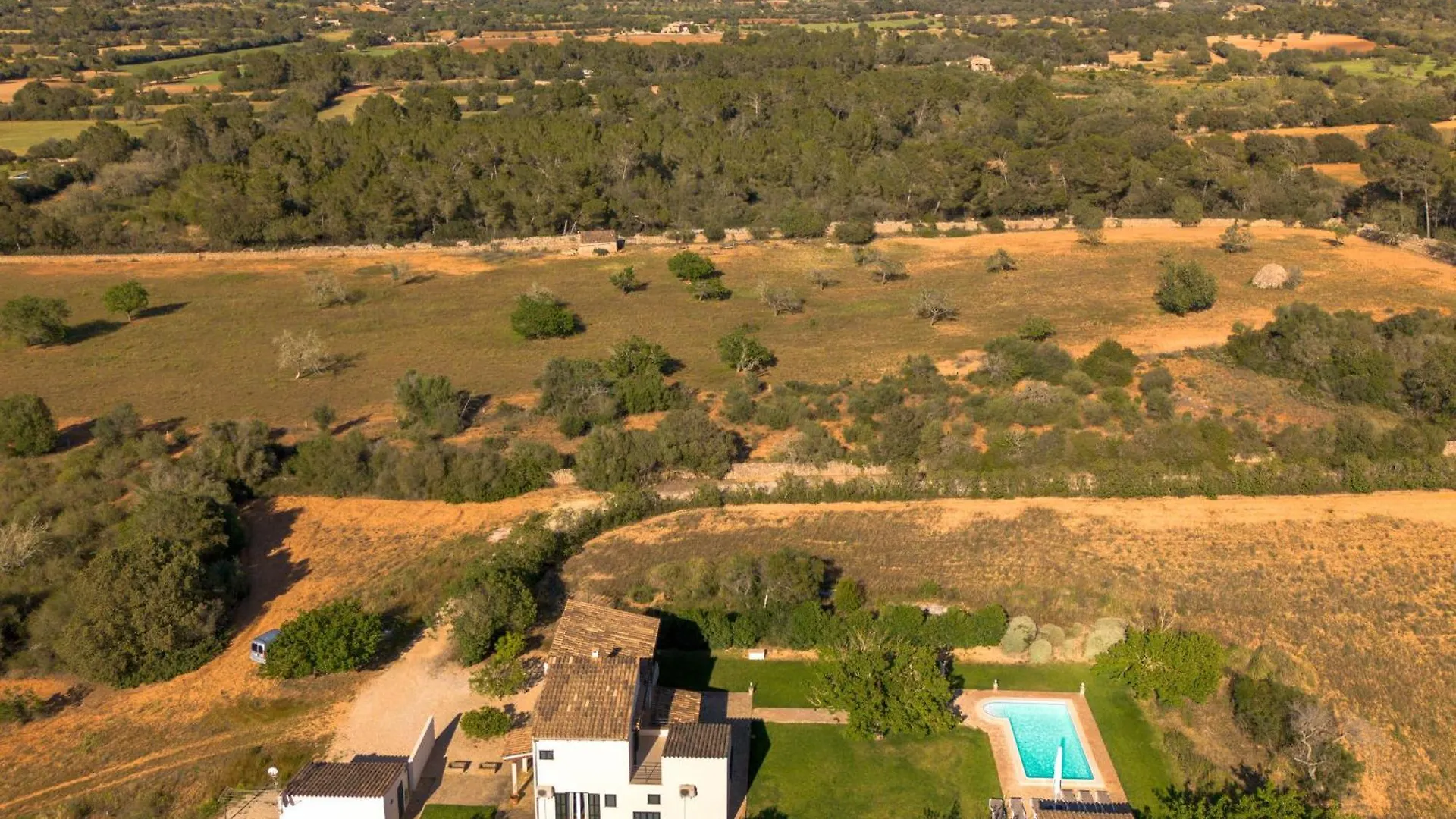 Chalet Villa Sa Pau By Slow Villas Cas Concos