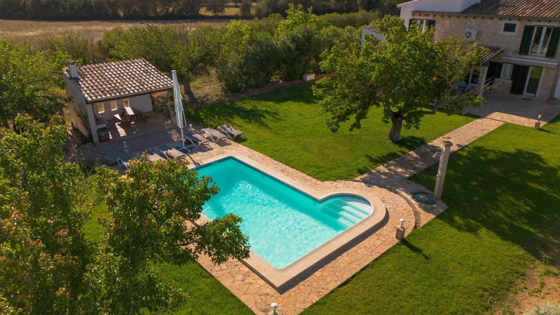 Chalet Villa Sa Pau By Slow Villas Cas Concos